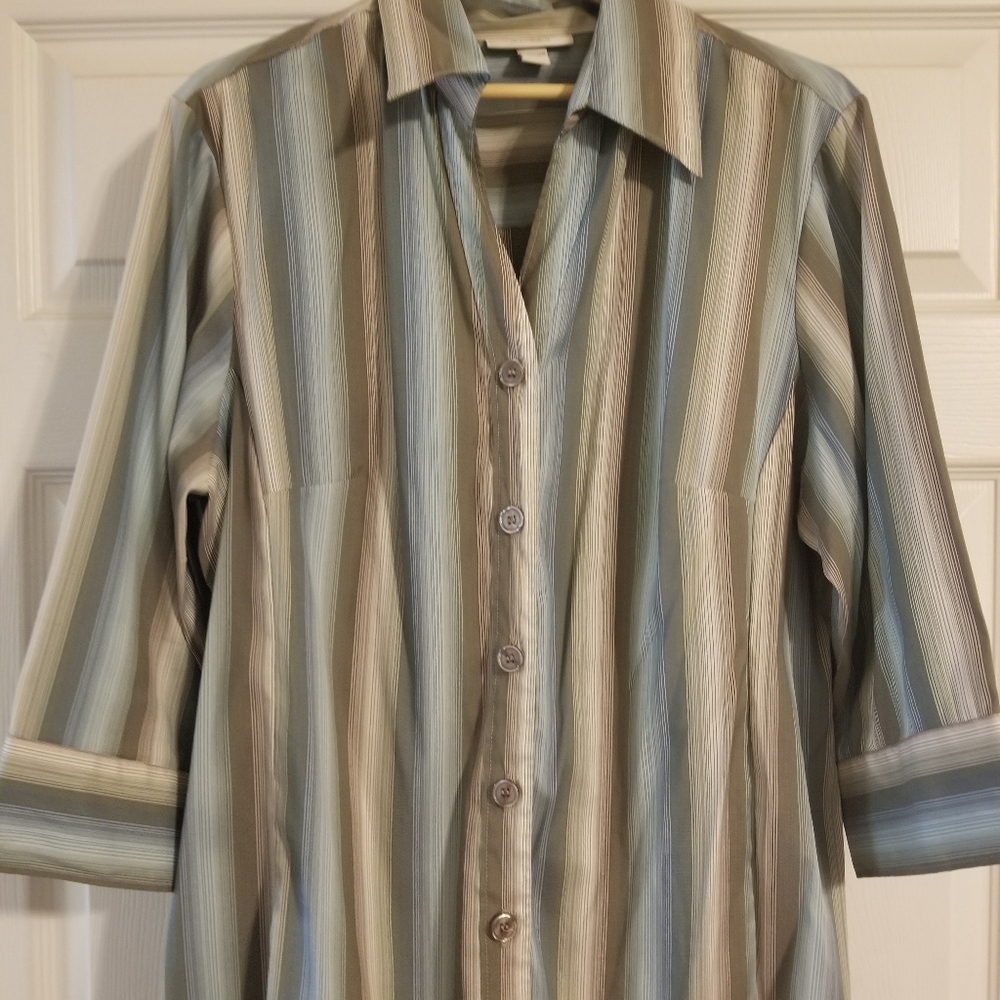 Dressbarn 3/4 length sleeve blouse